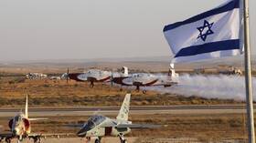 واينت: سقوط صاروخ بالخطأ من مقاتلة حربية إسرائيلية على مستوطنة بغلاف غزة