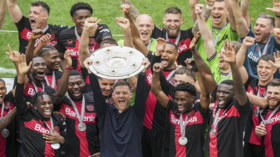 في إنجاز تاريخي.. باير ليفركوزن ينهي الدوري الألماني بلا هزيمة