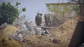 كتائب القسام تبث مشاهد لقنص 3 جنود إسرائيليين شمال بيت حانون شمال شرق قطاع غزة (فيديو)