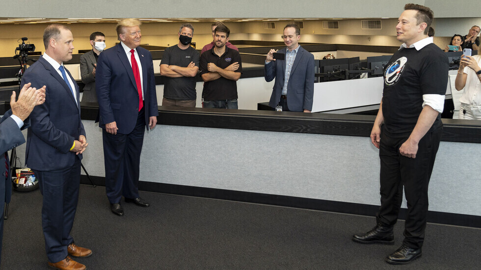 ماسك يعتزم استضافة ترامب في لقاء افتراضي عبر "إكس"