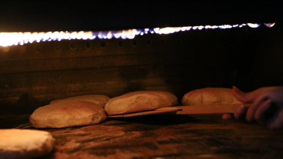 مصر.. أول دعوى قضائية لإلغاء قرار رفع سعر الخبز