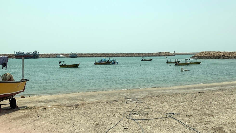 الصين تقترح على إيران والإمارات حل النزاع حول الجزر في الخليج