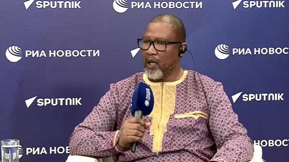 "لم تجلب قط الحزن والمعاناة لإفريقيا".. حفيد مانديلا يشيد بدور روسيا في ماضي القارة وحاضرها