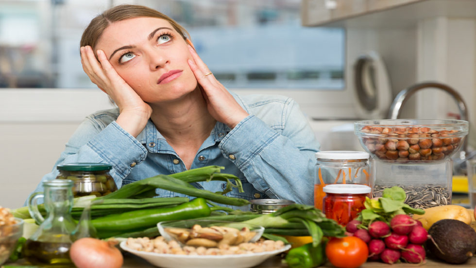 أسوأ من التدخين!.. نقص هذا العنصر في نظامك الغذائي يقصّر عمرك