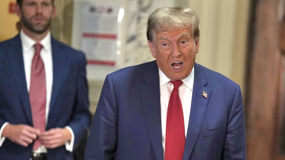 ترامب يطلب رفع حظر النشر بمحاكمته الجنائية‎