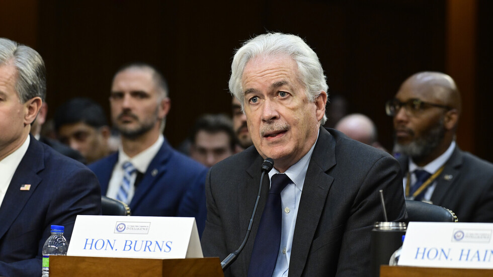 مدير CIA يصل قطر لمعرفة رد "حماس" على مقترح وقف النار