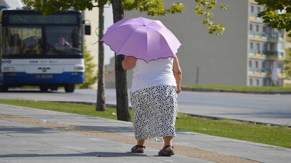 المخاطر الرئيسية التي يتعرض لها كبار السن في الحر