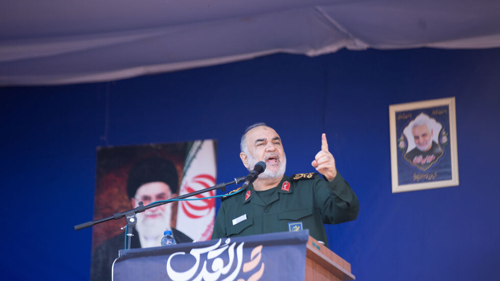 الحرس الثوري الإيراني يتوعد إسرائيل بدفع ثمن استهداف أحد مستشاريه في حلب