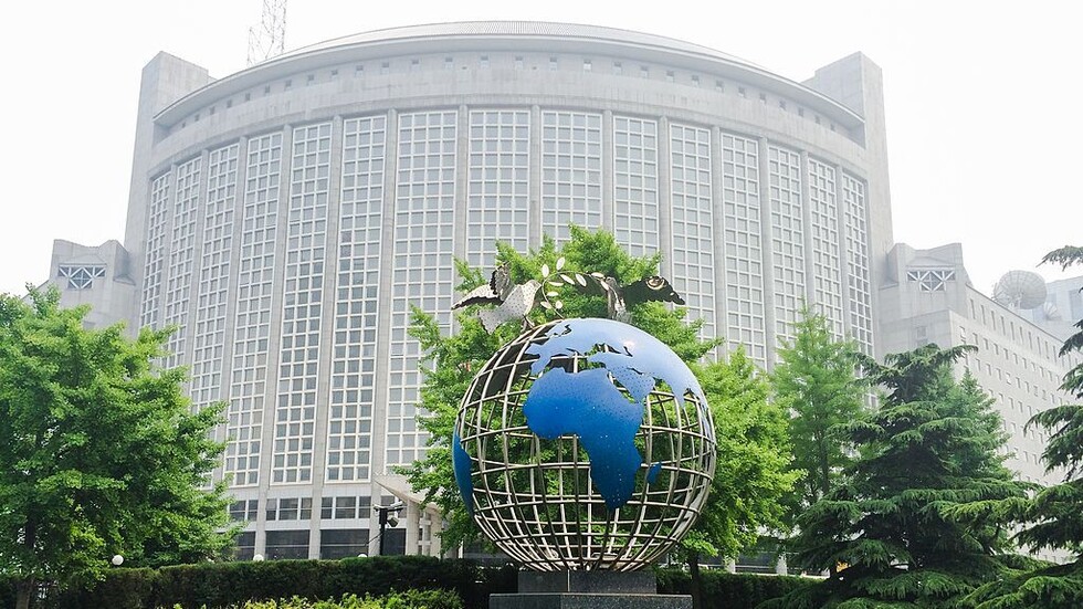 الخارجية الصينية ردا على بايدن: التهديدات لن تؤثر على إصرارنا في الدفاع عن سيادتنا