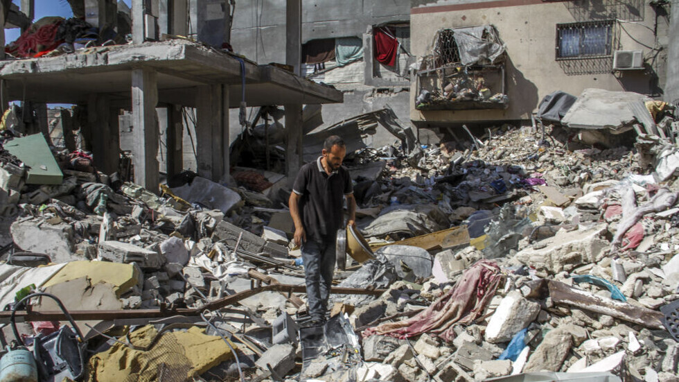 وزير الدفاع القطري: غزة أكبر مقبرة جماعية في العالم