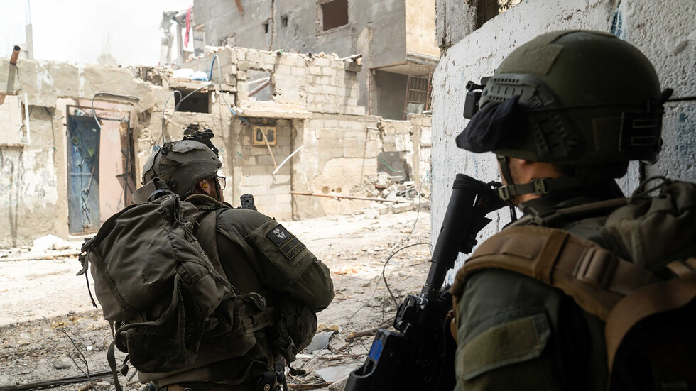 من أعطى الأمر؟ تفاصيل جديدة عن عملية استعادة 4 رهائن إسرائيليين من غزة