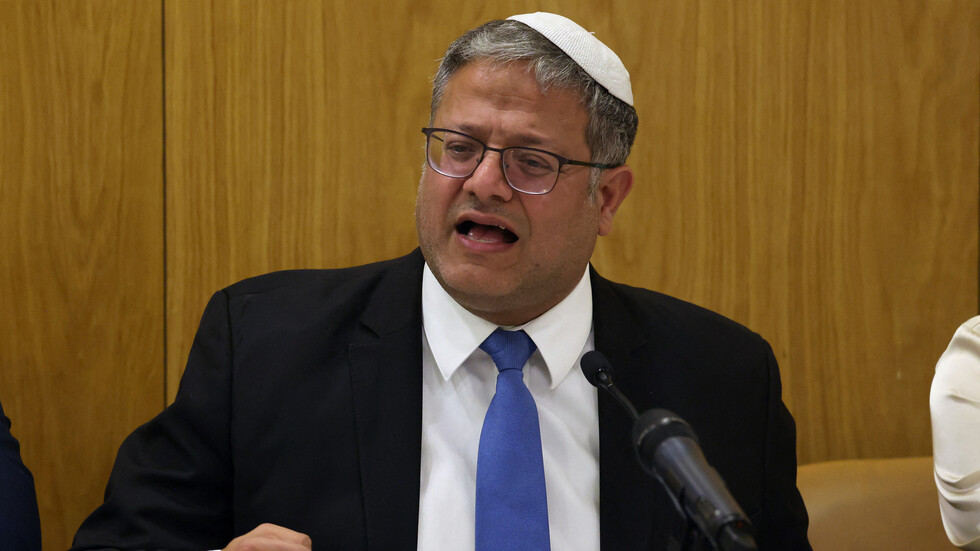 بن غفير: أطالب بالانضمام إلى مجلس الحرب بدل غانتس لتحديد سياسة إسرائيل الأمنية واتخاذ قرارت شجاعة