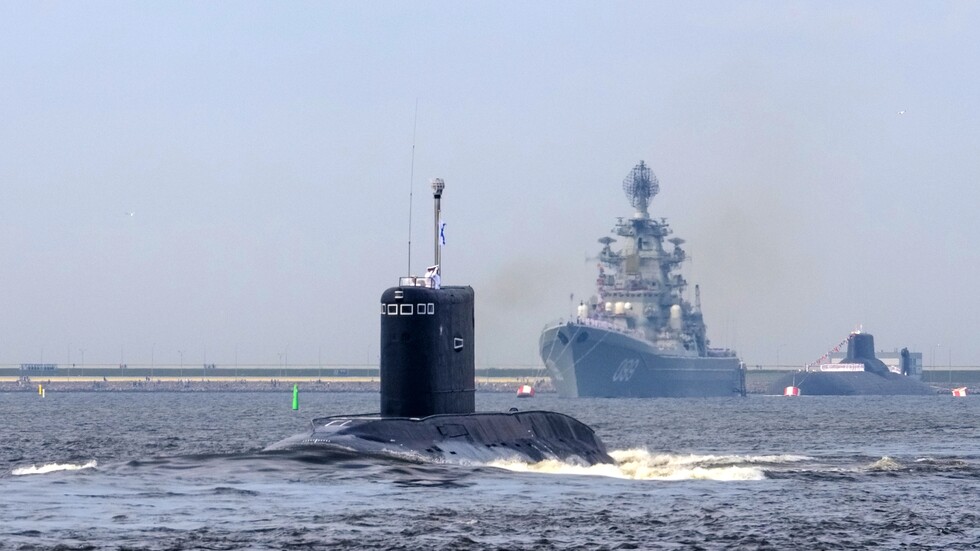 إعلام أمريكي تعليقا على تواجد سفن حربية روسية في كوبا: البنتاغون يحاول التقليل من "استفزاز صريح"