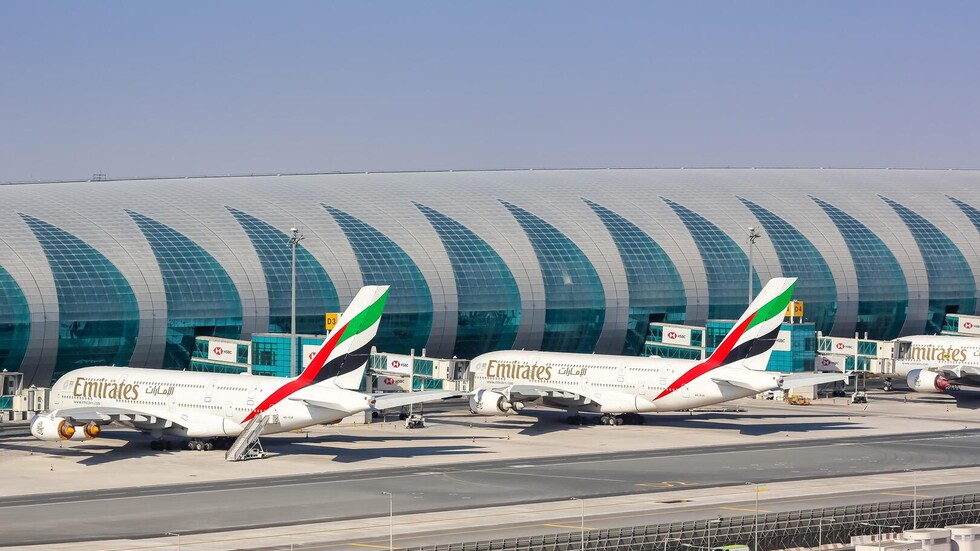 "بلومبرغ": غرامة أمريكية على "طيران الإمارات" لتشغيلها رحلات في "أجواء عراقية محظورة"