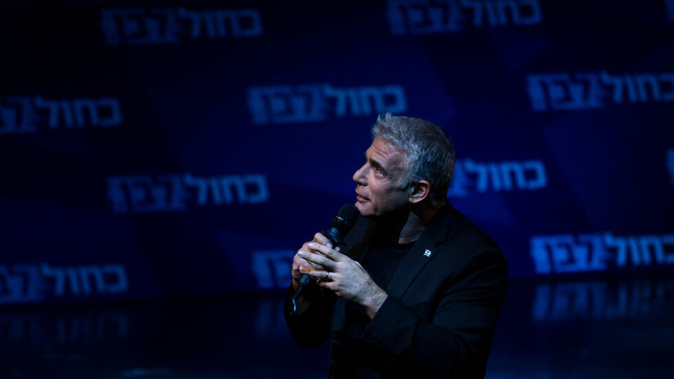 لابيد يتحدث عن مجانين في حكومة نتنياهو