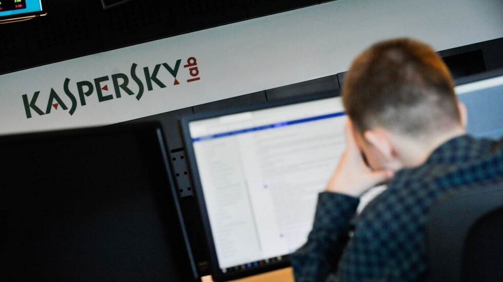 الولايات المتحدة تعتزم حظر برمجيات 