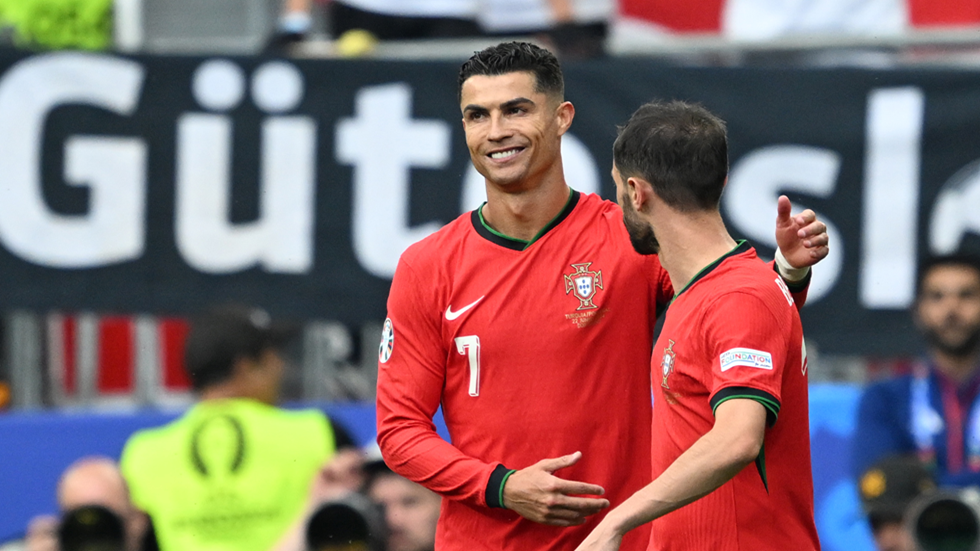 برناردو سيلفا: ندفع ثمن وجود رونالدو مع البرتغال في "يورو 2024"