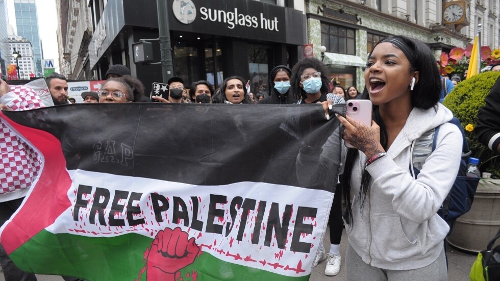 أبو مرزوق يتحدث لـRT عن العلاقة مع إيران ومفهوم "وحدة الجبهات"