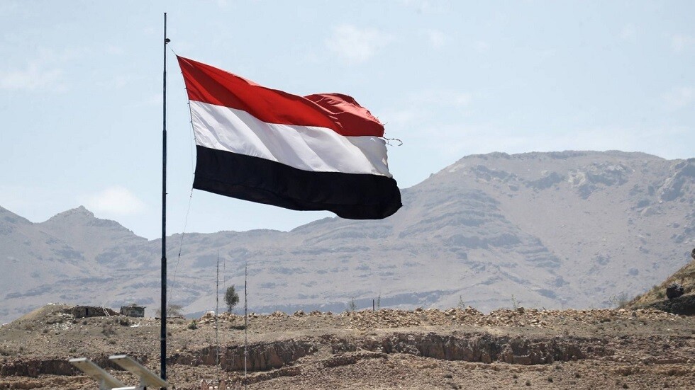 اليمن.. الإفراج مؤقتا عن عارضة أزياء ظهرت في صور بدون حجاب