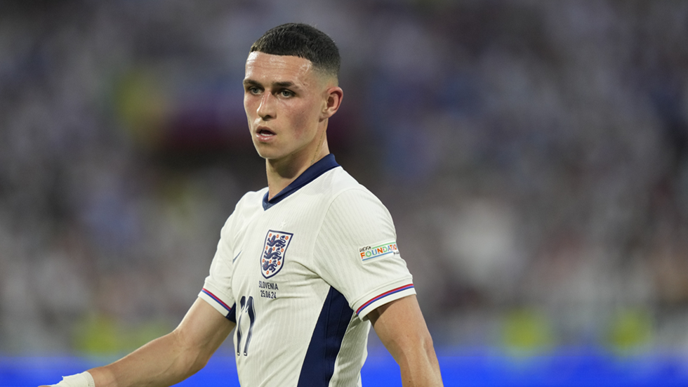 كأس أوروبا 2024.. فودين يغادر معسكر منتخب إنجلترا ويعود إلى بلده