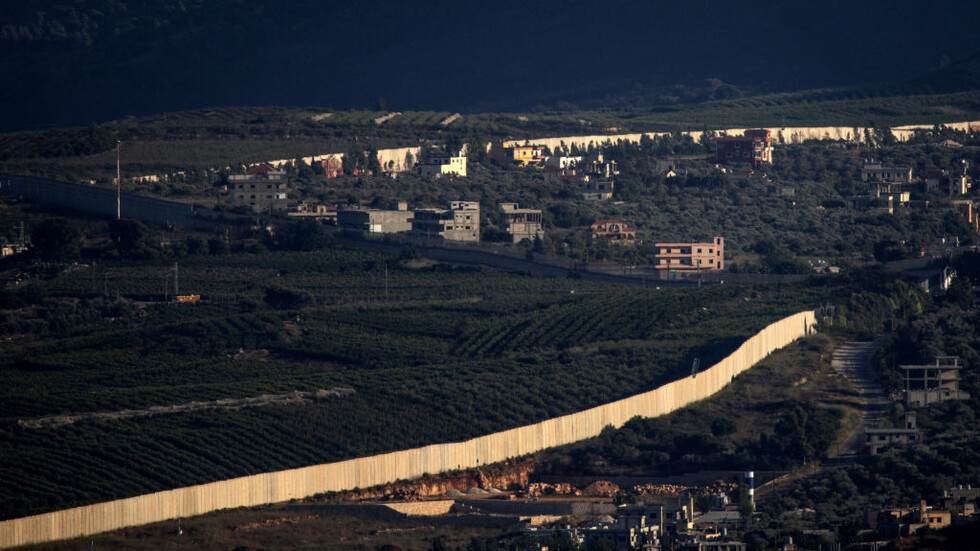 بهدف خفض التصعيد جنوبا.. موفد قطري في بيروت