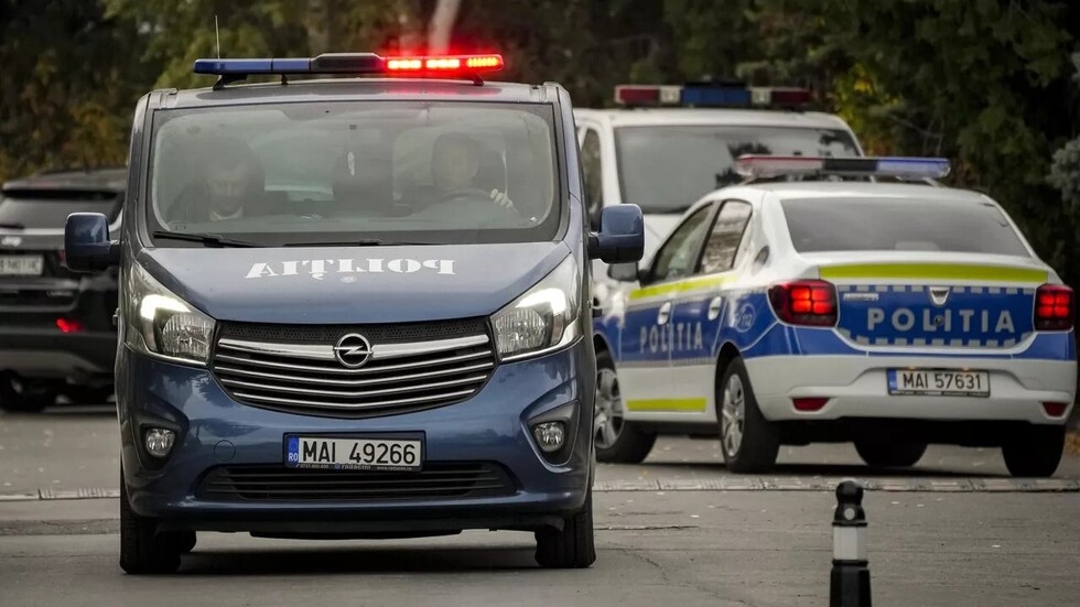 رومانيا.. حبس مزارع احتجز 6 بالغين وطفلا كـ"عبيد" في مزرعته