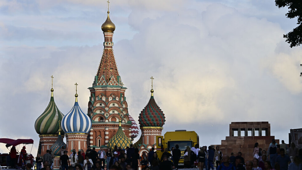 مستثمر أمريكي يرجح رفع العقوبات الأمريكية عن روسيا