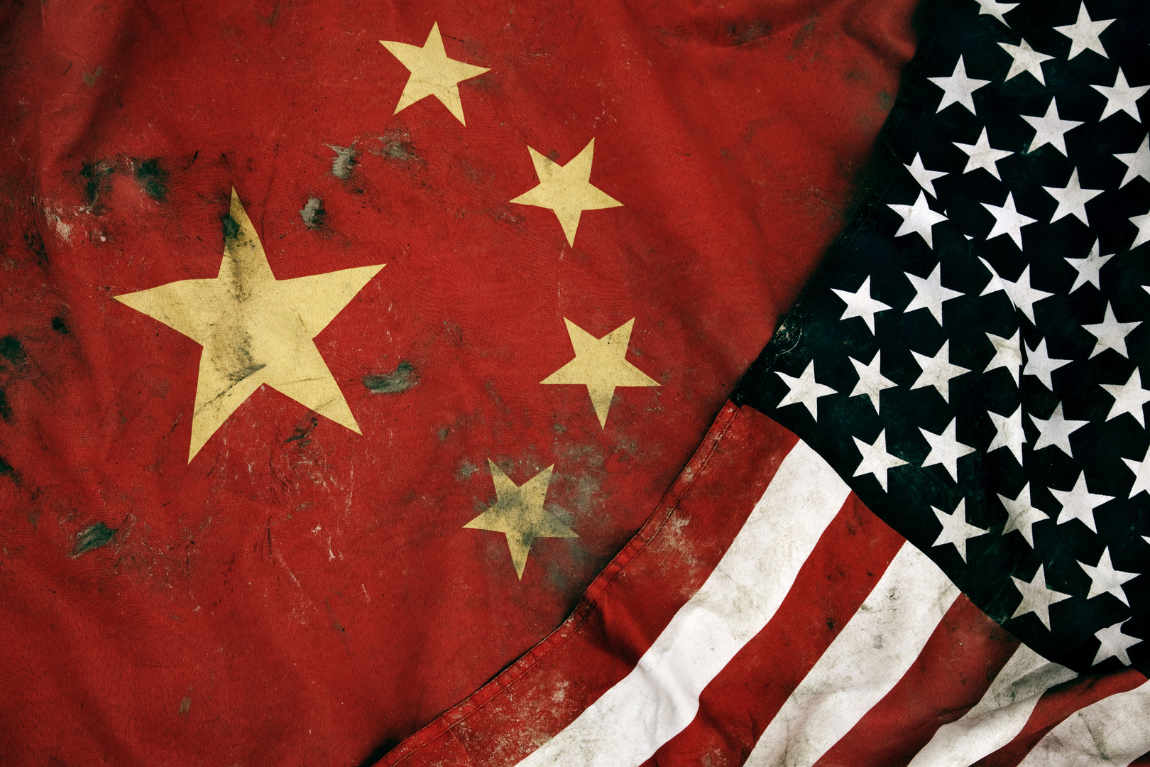 الولايات المتحدة تلوح بعقوبات على شركات صينية بحجة دعم مجمع الصناعات الدفاعية الروسي