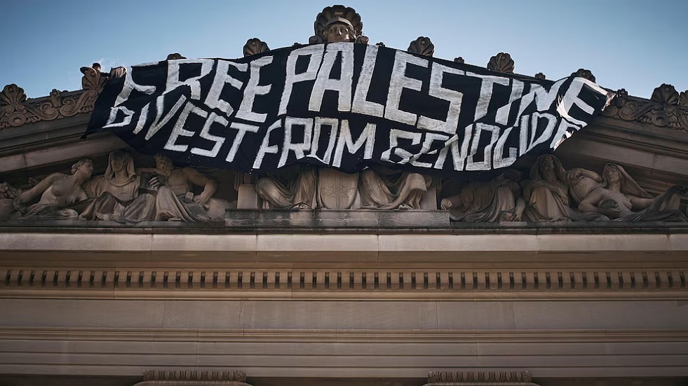 توقيف 22 محتجا خلال تظاهرة داعمة للفلسطينيين في متحف بنيويورك