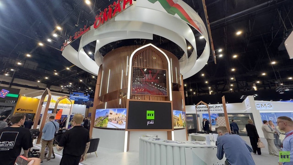 افتتاح جناح سلطنة عمان في منتدى بطرسبورغ الاقتصادي الدولي (فيديو)