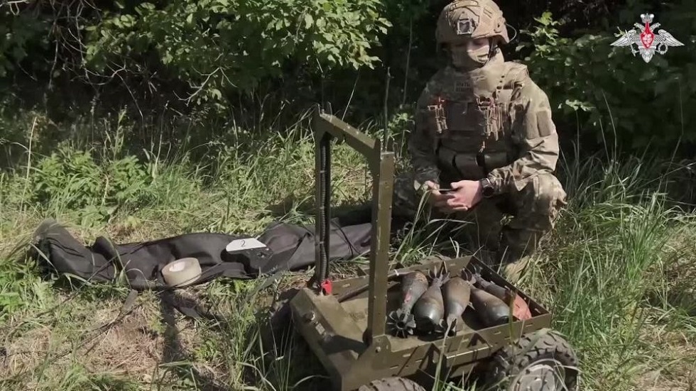أول استخدام لمسيرة FPV البرية "الضفدع" في العملية العسكرية الخاصة (فيديو)