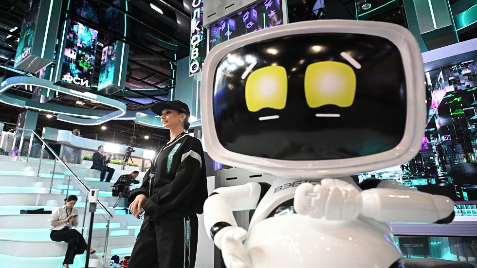 روبوتات وتقنيات روسية جديدة في منتدى بطرسبورغ الاقتصادي