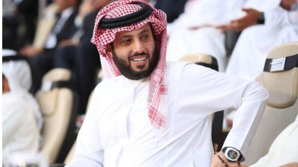 تركي آل الشيخ يجهز مفاجأة للهلال السعودي