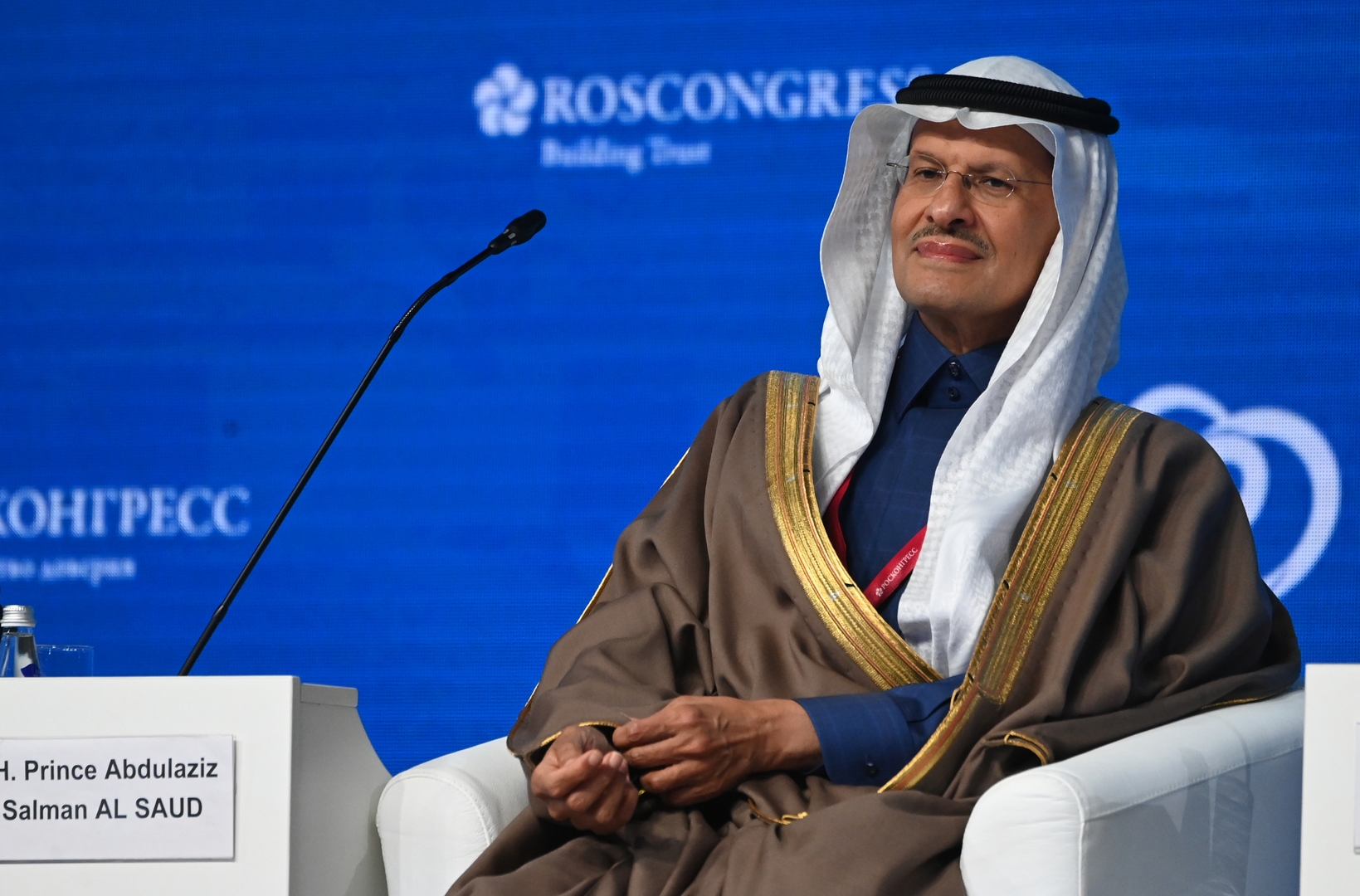 الأمير عبد العزيز بن سلمان عن اجتماع “أوبك+” الأخير: ناقشنا كل التفاصيل خلال غداء ياباني في أبو ظبي