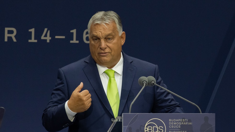 رئيس وزراء هنغاريا: العالم وصل تقريبا إلى نقطة اللاعودة
