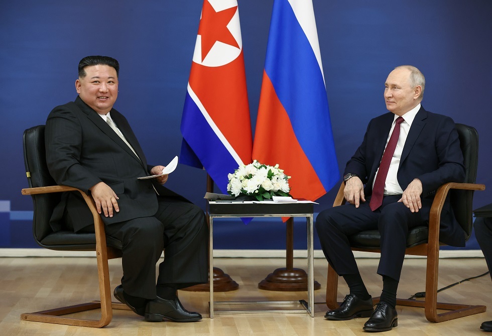 كيم جونغ أون يهنئ بوتين بيوم روسيا