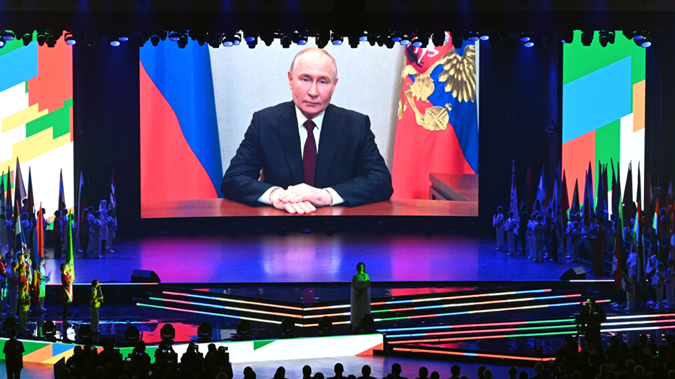 بوتين يعلن افتتاح ألعاب 