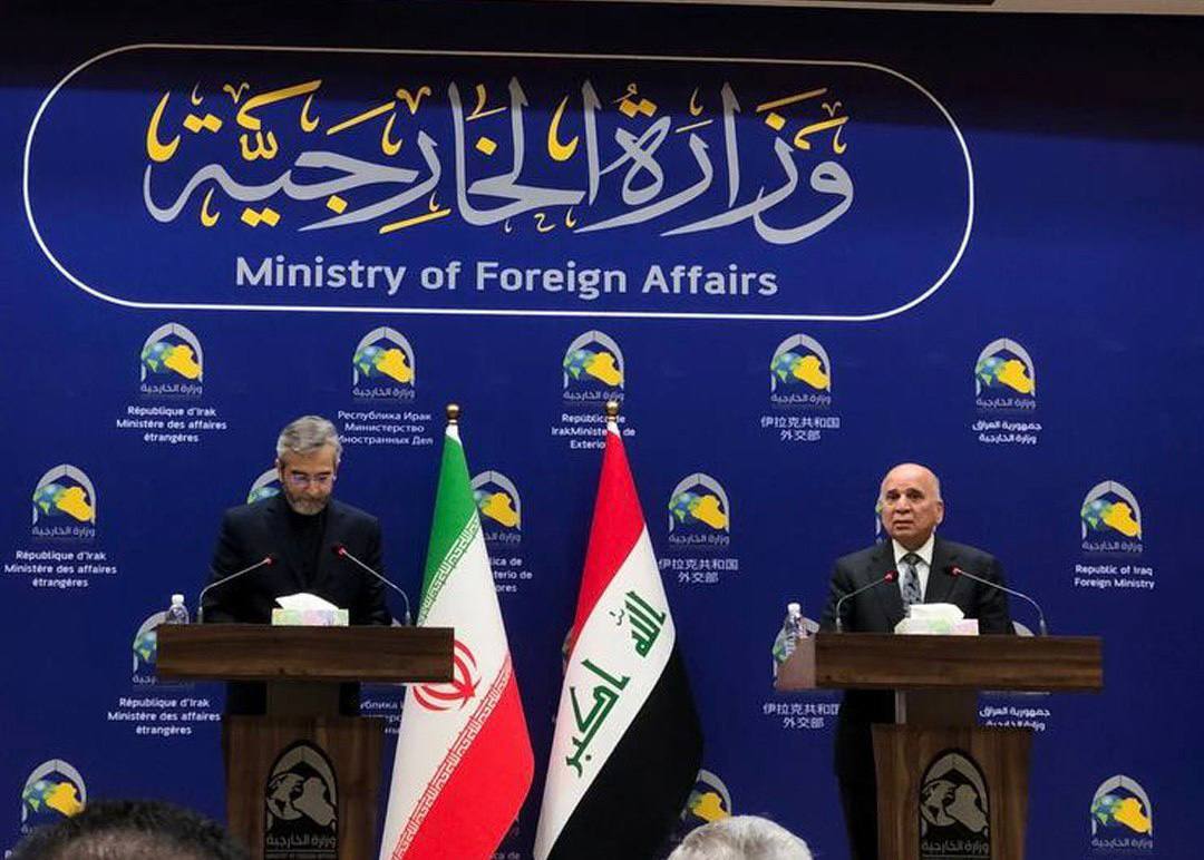 وزير الخارجية العراقي خلال مؤتمر صحفي مع وزير خارجية ايران بالإنابة، تيليغرام