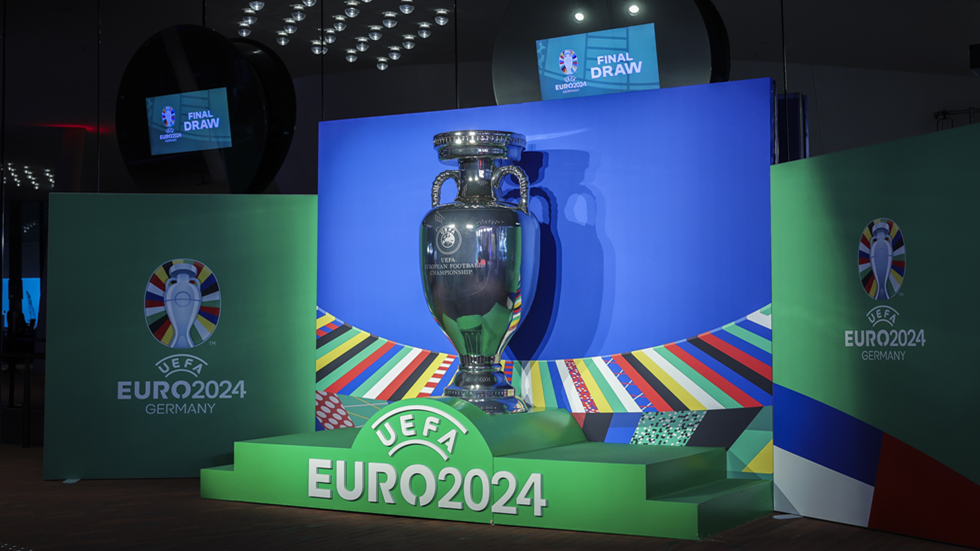 نظام التأهل والتبديلات والإيقافات في كأس أوروبا 2024