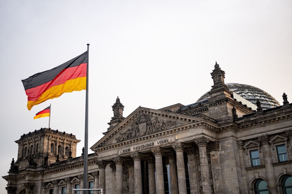 نائب ألماني يحذر من انفصال ألمانيا الشرقية حال تدخل برلين المباشر بالصراع في أوكرانيا