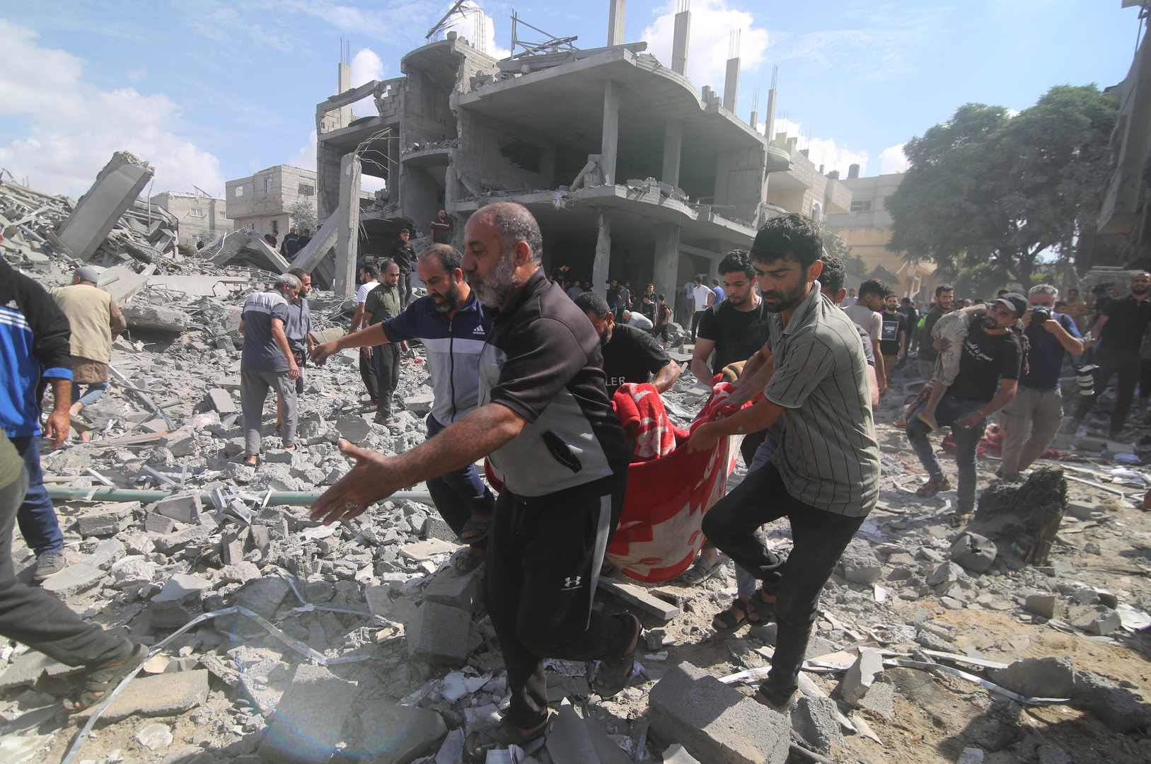 صحة غزة تعلن الحصيلة اليومية لضحايا الحرب في القطاع