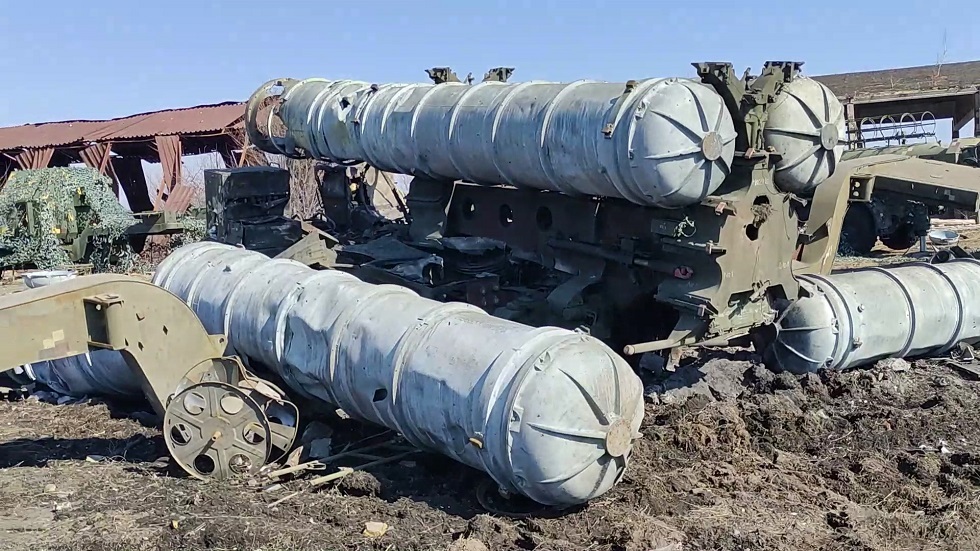منظومة مدمرة من صواريخ "إس-300" الأوكرانية المضادة للطائرات (صورة أ{شيفية)