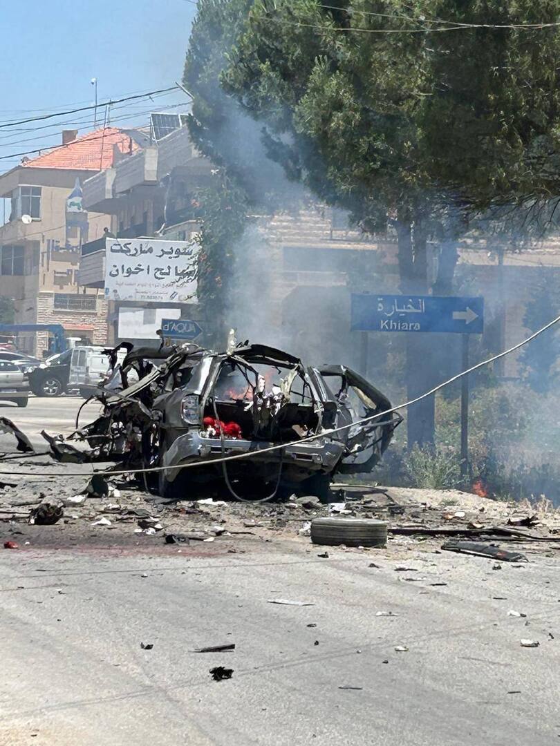 مقتل قيادي بالجماعة الإسلامية باستهداف إسرائيلي لسيارة تقله في شرقي لبنان