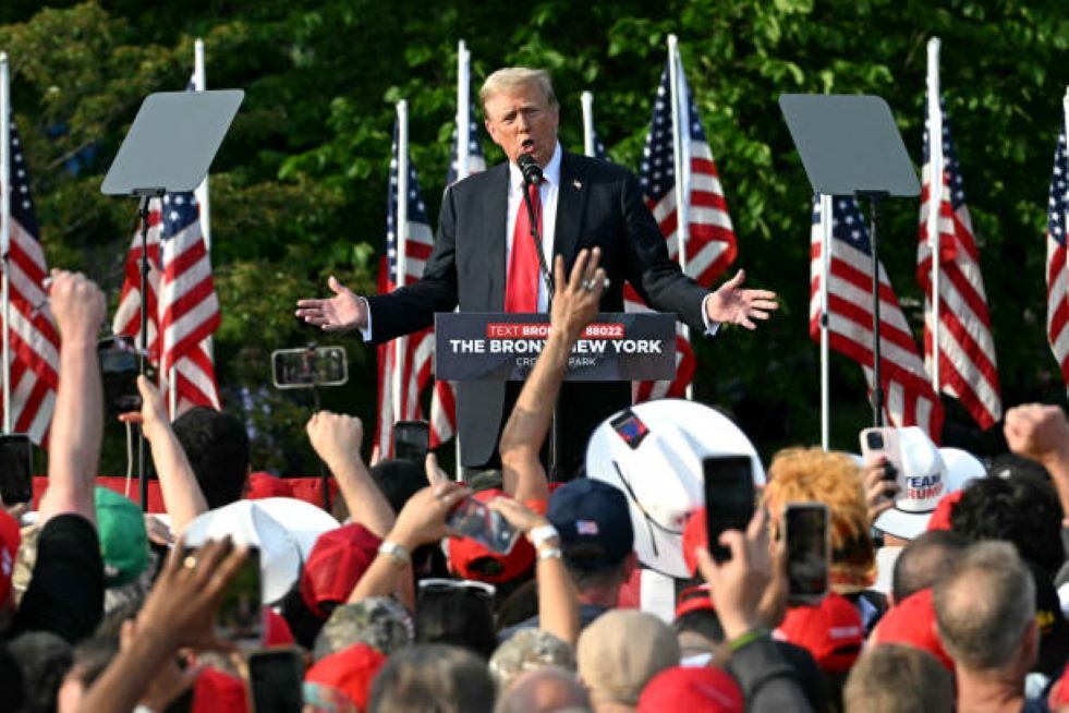 هل يعيد ترامب رسم الخريطة السياسية في الولايات المتحدة؟