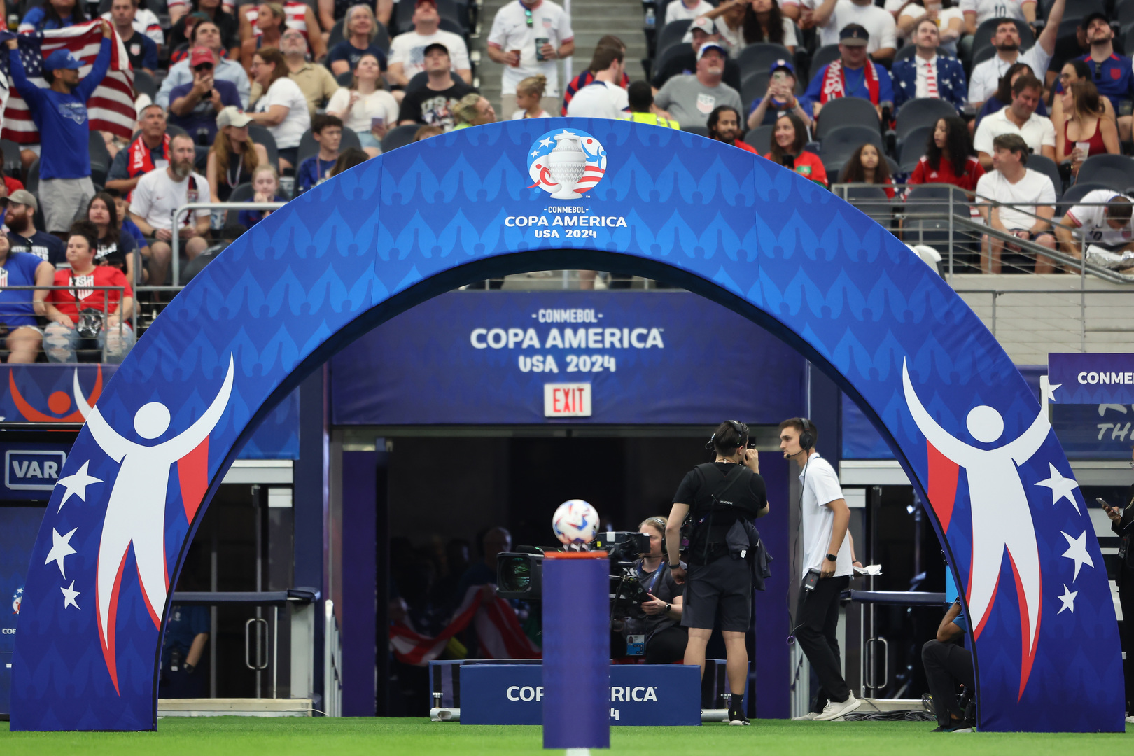 كرة استثنائية لنهائي كوبا أمريكا (صورة)