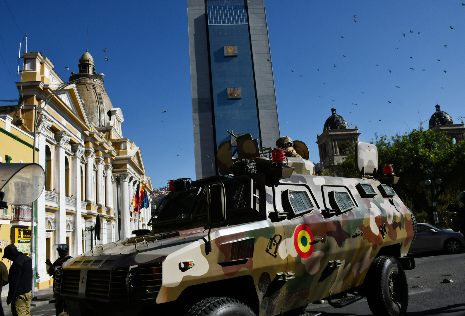 الجنرال قائد محاولة الانقلاب في بوليفيا يوضح سبب فشله