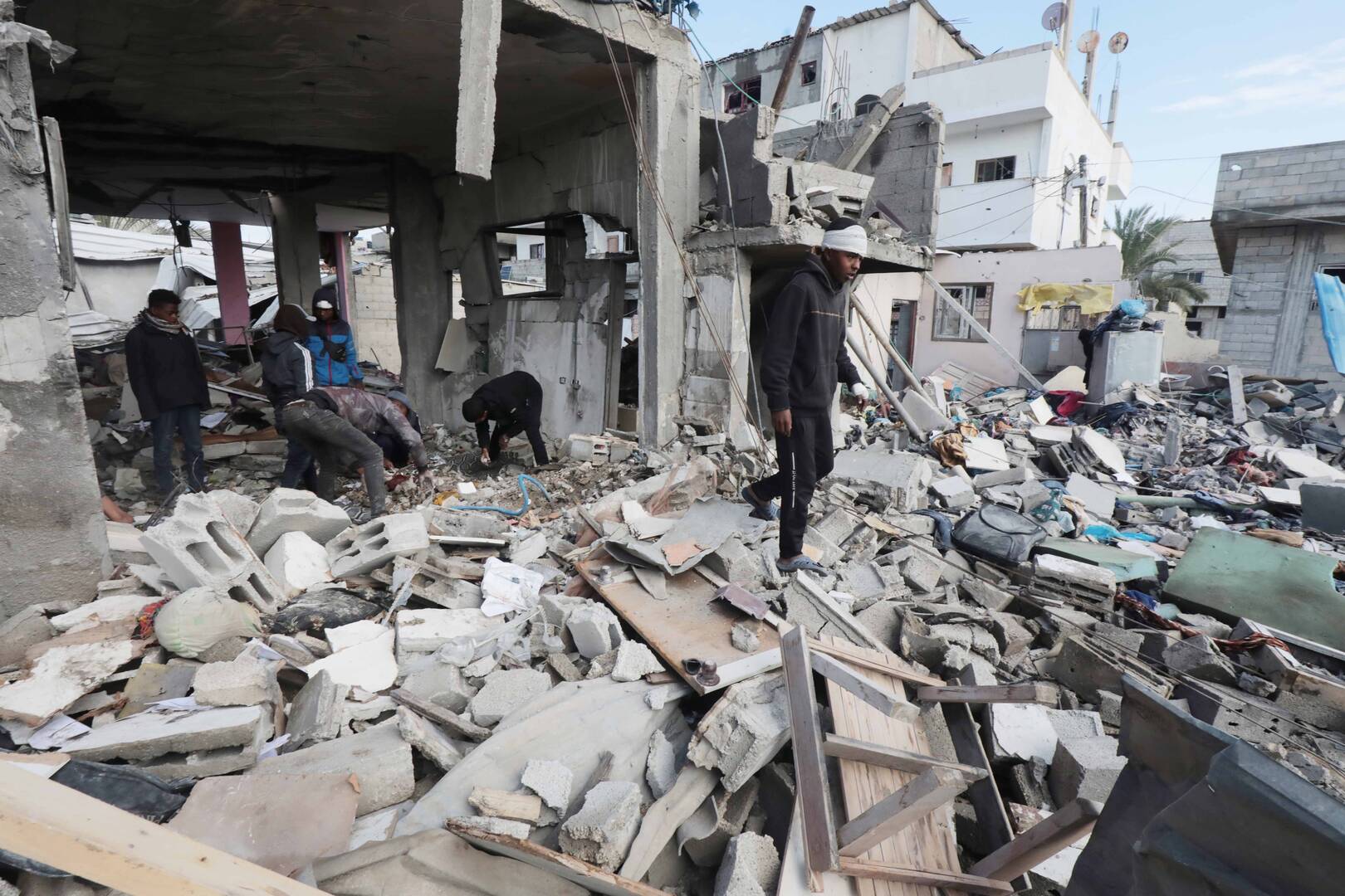 صحة غزة: ارتفاع حصيلة قتلى العدوان الإسرائيلي على القطاع إلى 37834 شخصا
