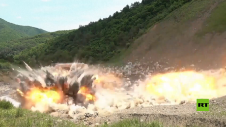قاذفة أمريكية تطلق قنابل ذكية فوق شبه الجزيرة الكورية