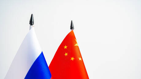 الصين تصف العلاقات مع روسيا بأنها نموذج مثالي للعلاقات الدولية