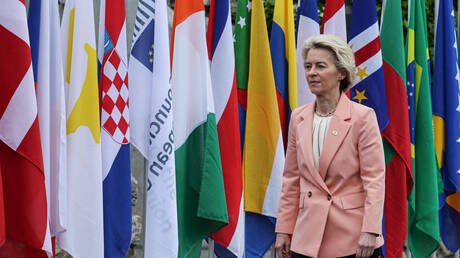 هنغاريا تعارض ترشيح فون دير لاين كرئيس للمفوضية الأوروبية